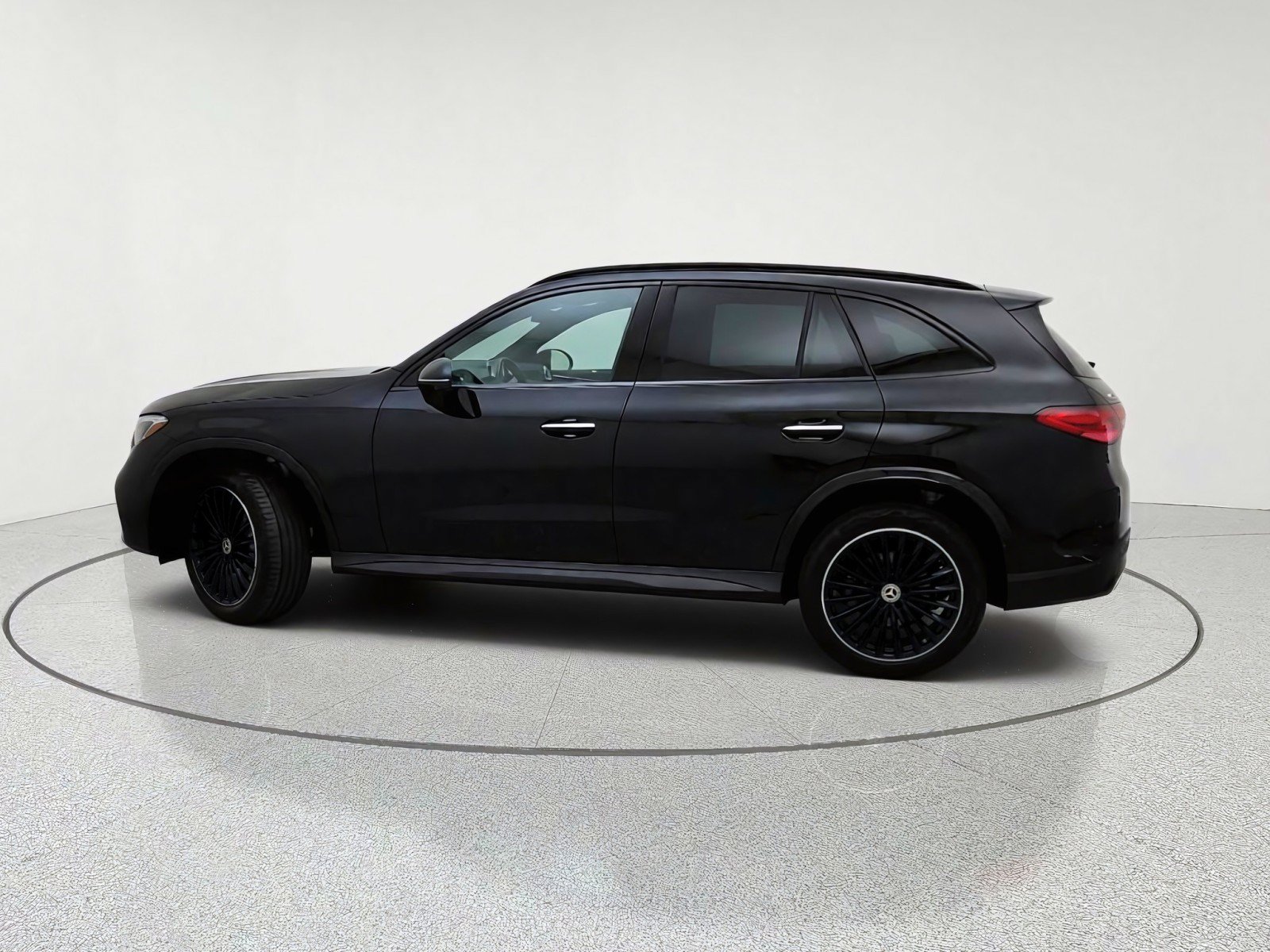 Certified 2026 Mercedes-Benz GLC 300 image 13