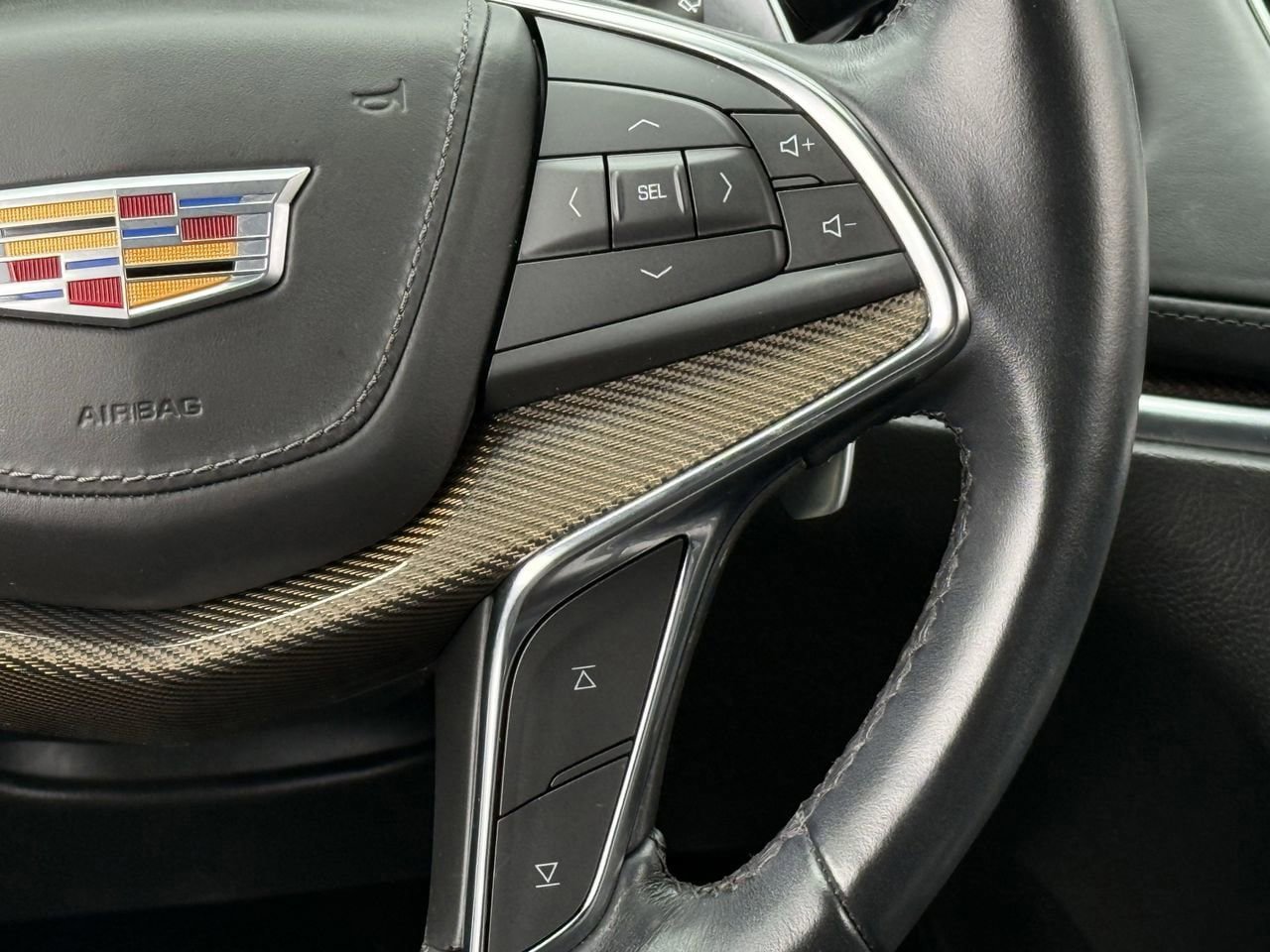 Used 2024 Cadillac XT5 Sportv w/ Platinum Package AWD/4WD image 12