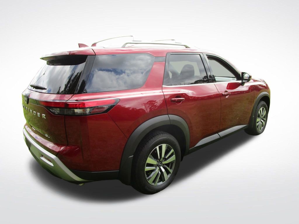 Used 2024 Nissan Pathfinder SL image 8