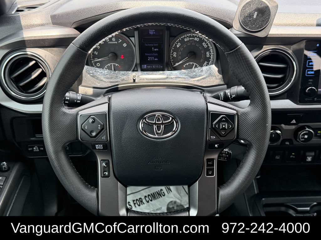Used 2019 Toyota Tacoma TRD Off-Road w/ Technology Package AWD/4WD image 13