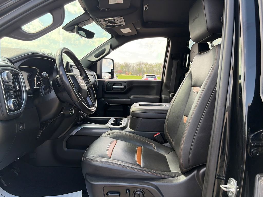 Used 2021 GMC Sierra 2500 AT4 w/ AT4 Premium Plus Package AWD/4WD image 18