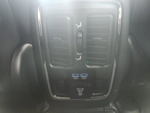 Used 2020 Jeep Grand Cherokee Limited image 19