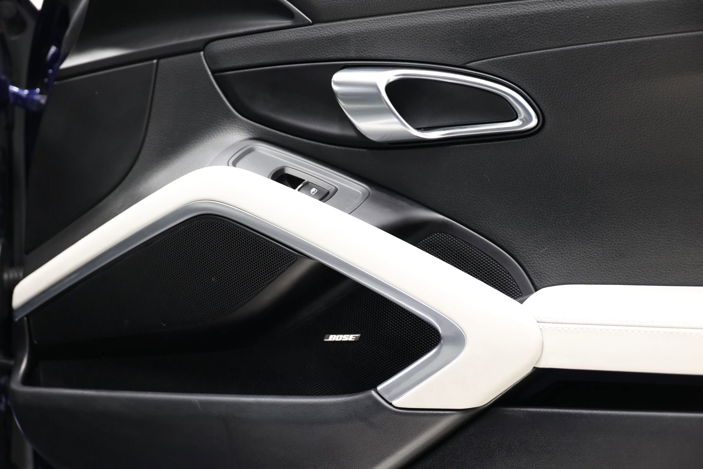 Used 2021 Porsche 718 Cayman RWD image 52