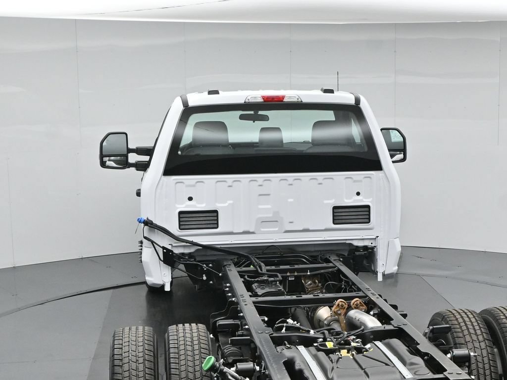 New 2026 Ford F350 XL w/ XL Chrome Package RWD image 35