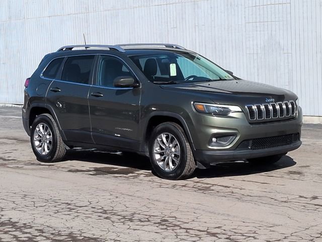 Used 2019 Jeep Cherokee Latitude Plus w/ Cold Weather Group image 11