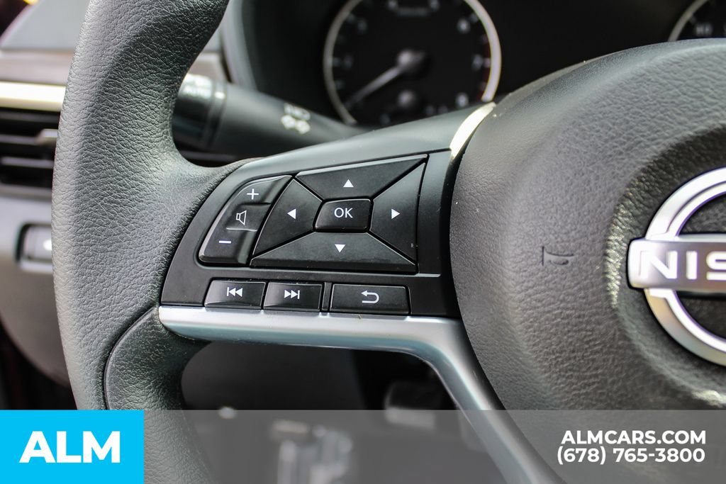 Used 2025 Nissan Altima 2.5 SV FWD image 24