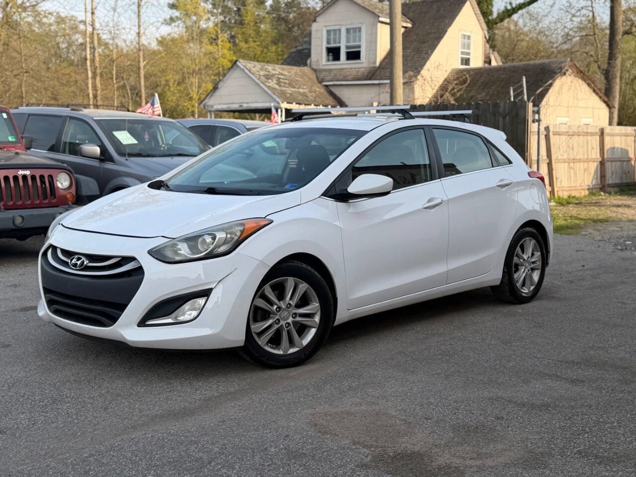 Used 2014 Hyundai Elantra GT FWD image 4