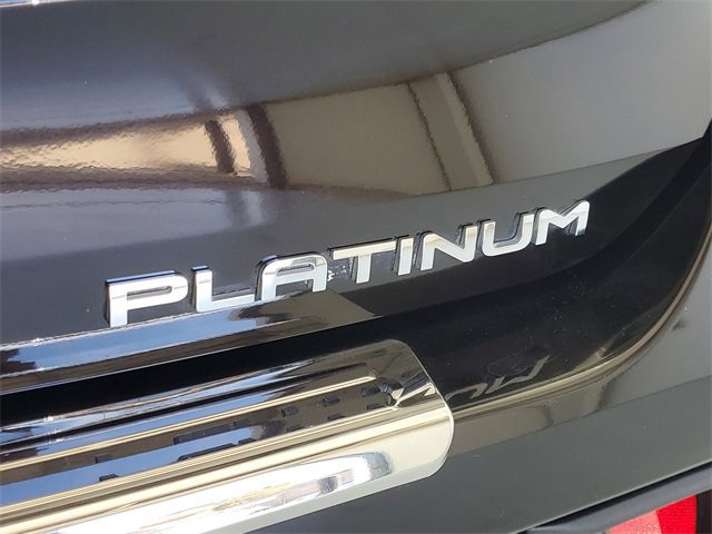 Used 2020 Toyota Highlander Limited Platinum image 10