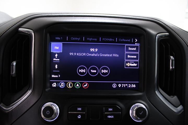 Used 2020 GMC Sierra 1500 AT4 w/ AT4 Premium Package image 2