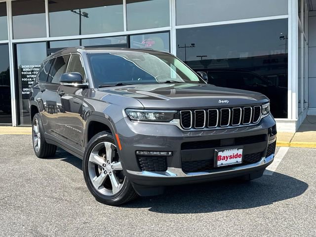 Used 2022 Jeep Grand Cherokee L Limited AWD/4WD image 2