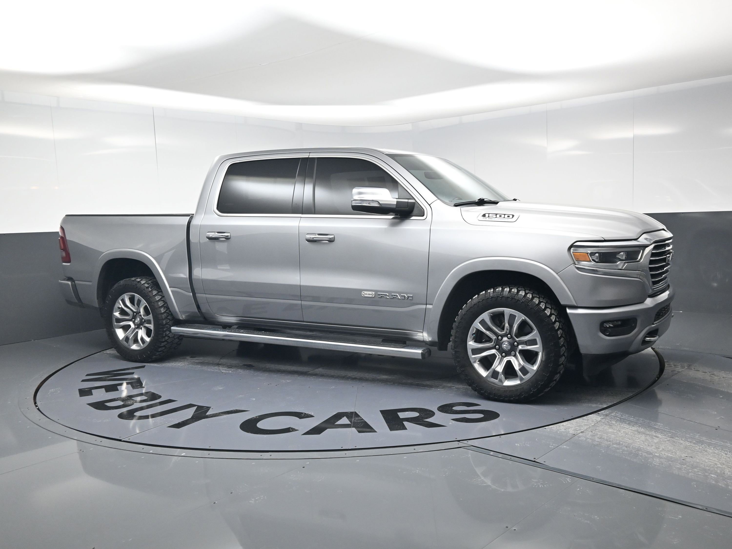 Used 2022 RAM 1500 Limited w/ Body Color Bumper Group video 2