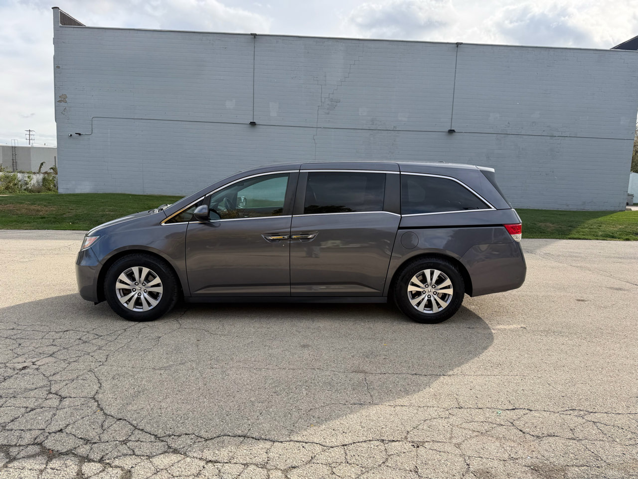Used 2016 Honda Odyssey EX-L image 4