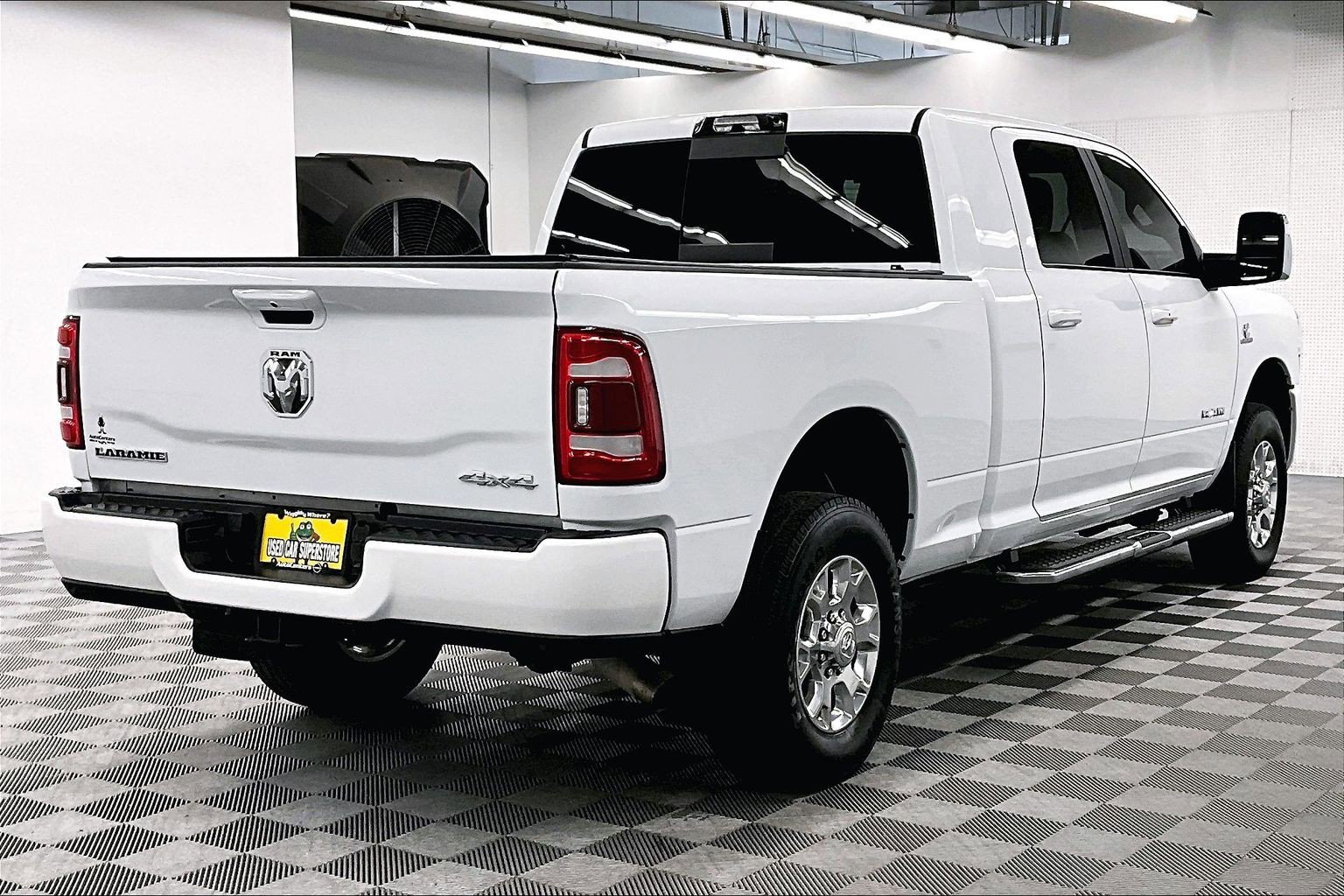 Used 2024 RAM 2500 Laramie w/ Safety Group AWD/4WD image 13