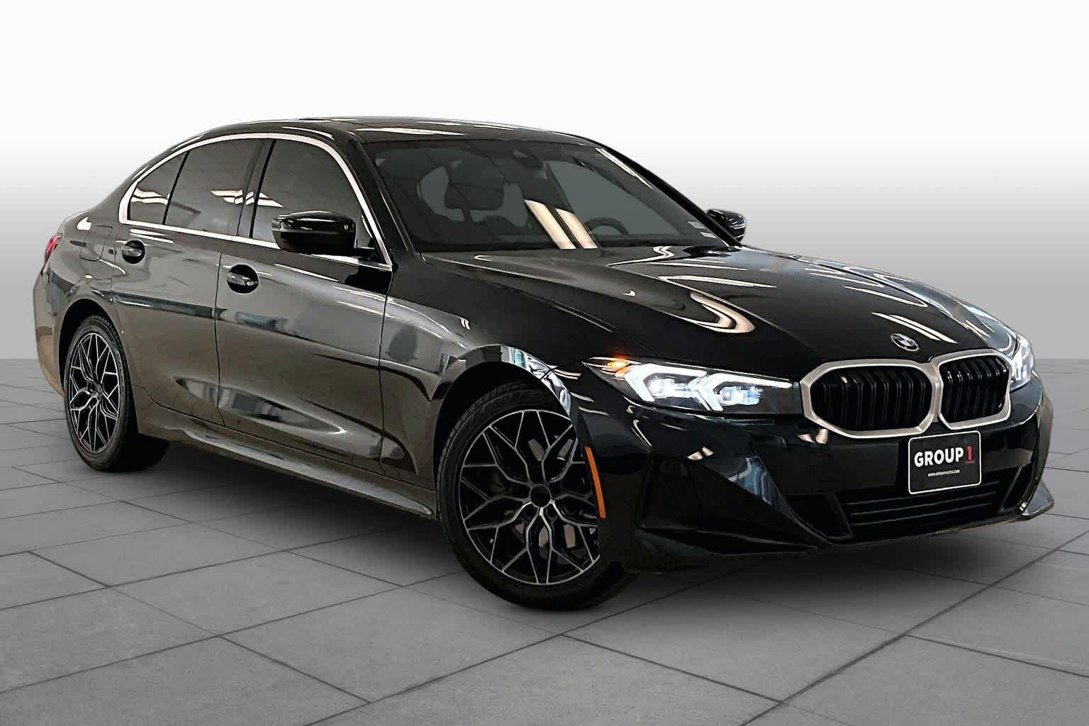 Used 2024 BMW 330i Sedan w/ Convenience Package RWD image 2