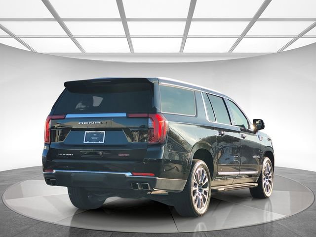 Used 2025 GMC Yukon XL Denali image 5