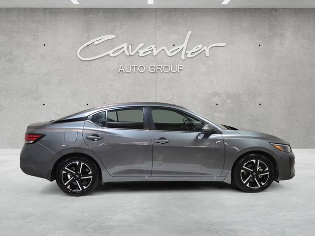 Certified 2025 Nissan Sentra SV w/ All-Weather Package FWD image 17