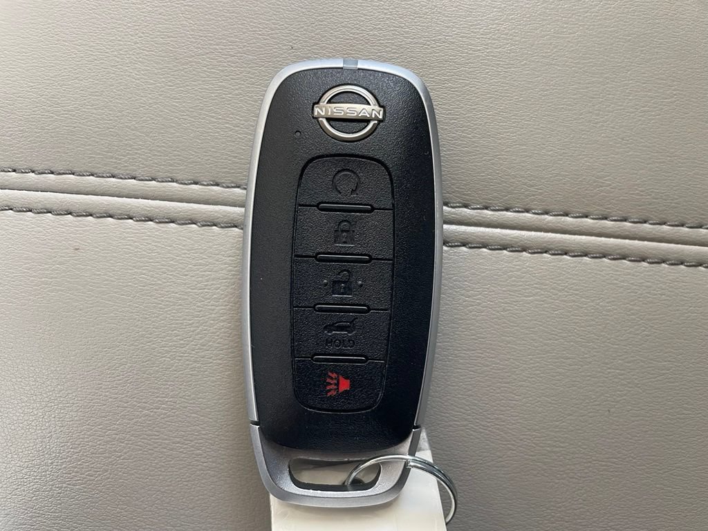 Certified 2023 Nissan Pathfinder SL FWD image 18
