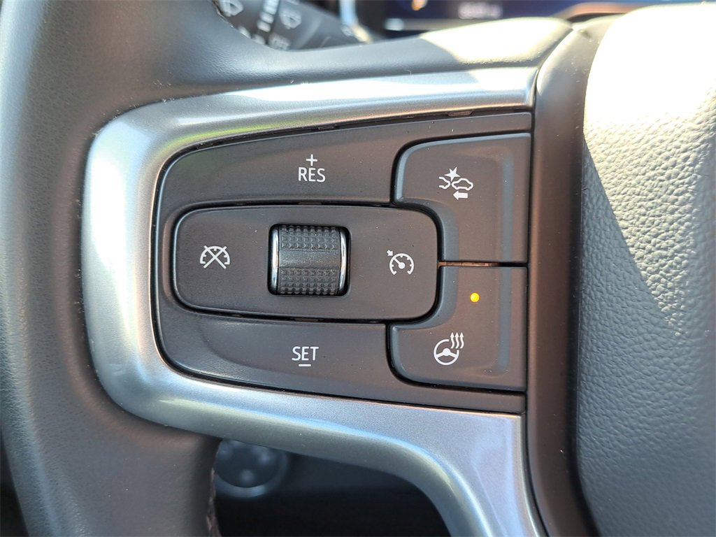 Used 2025 Chevrolet Silverado 1500 LT image 13