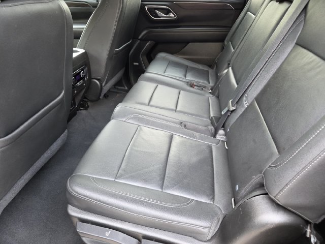 Used 2021 Chevrolet Suburban LT AWD/4WD image 23