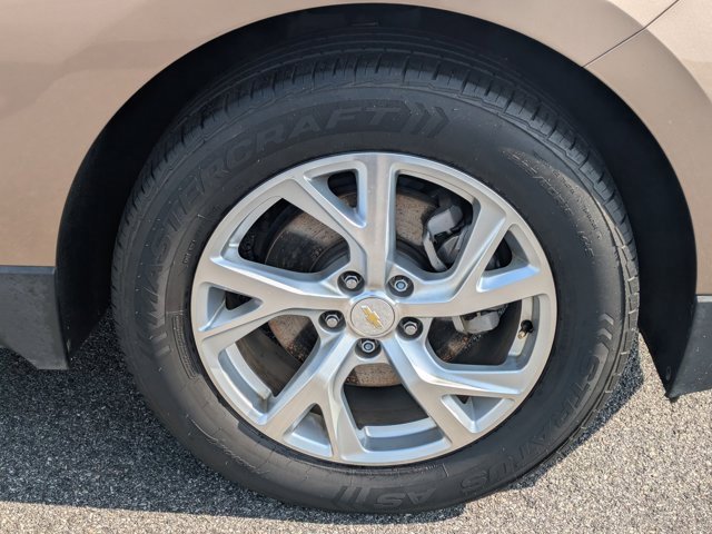 Used 2018 Chevrolet Equinox LT image 11