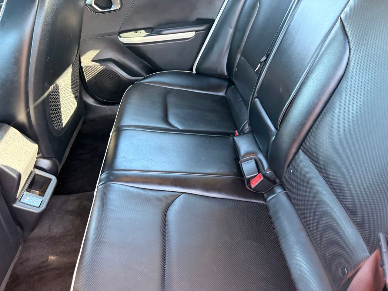 Used 2025 Kia K4 GT-Line w/ GT-Line Premium Package FWD image 15