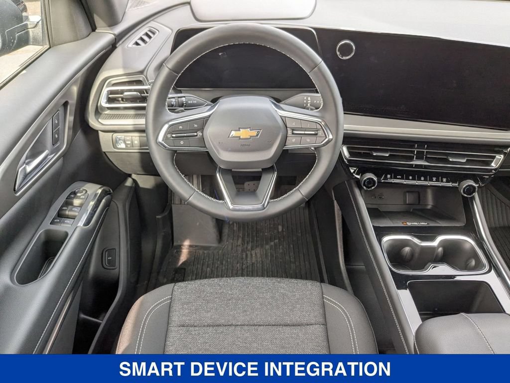 New 2026 Chevrolet Traverse LT w/ Sun and Wheel Package FWD image 28