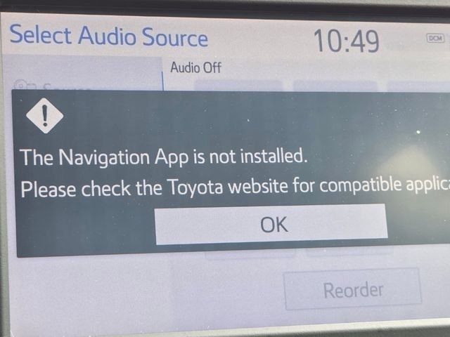 Used 2019 Toyota RAV4 LE FWD image 11