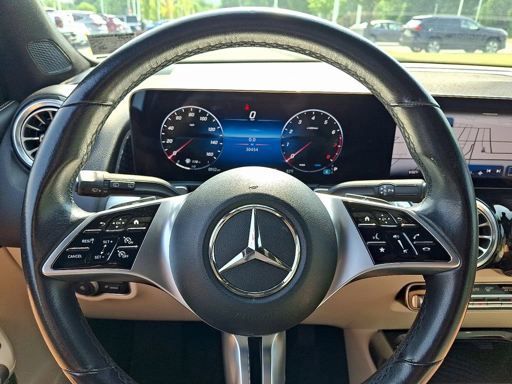Used 2024 Mercedes-Benz GLB 250 4MATIC image 20