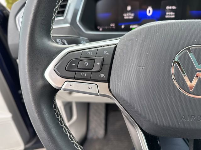 Used 2023 Volkswagen Tiguan SE w/ Panoramic Sunroof Package image 13