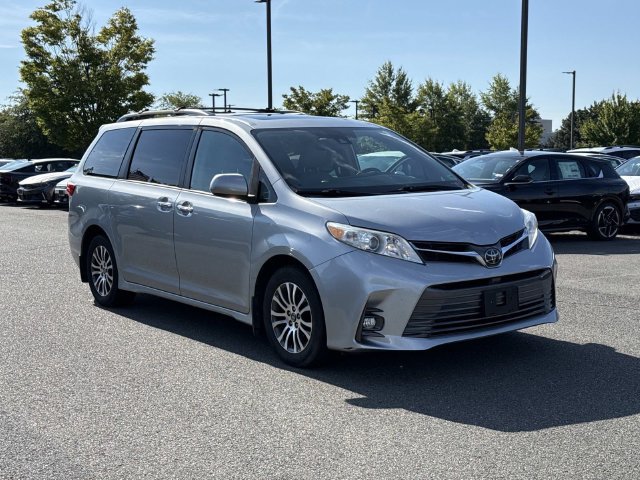 Used 2019 Toyota Sienna XLE