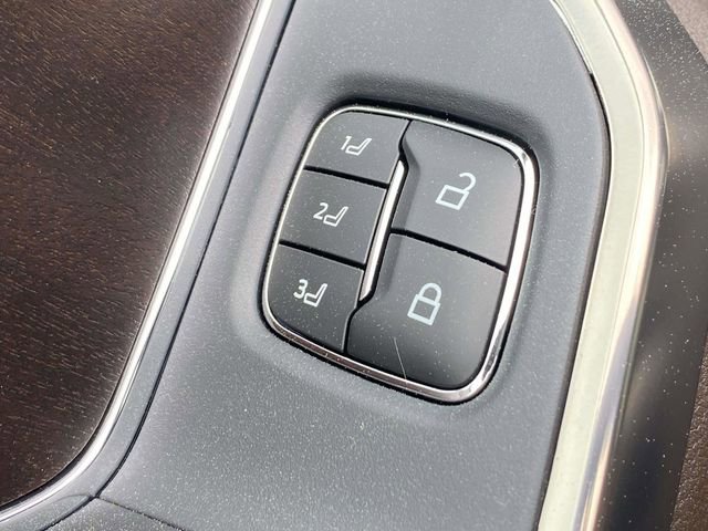 New 2026 Ford F250 King Ranch w/ Chrome Package image 16