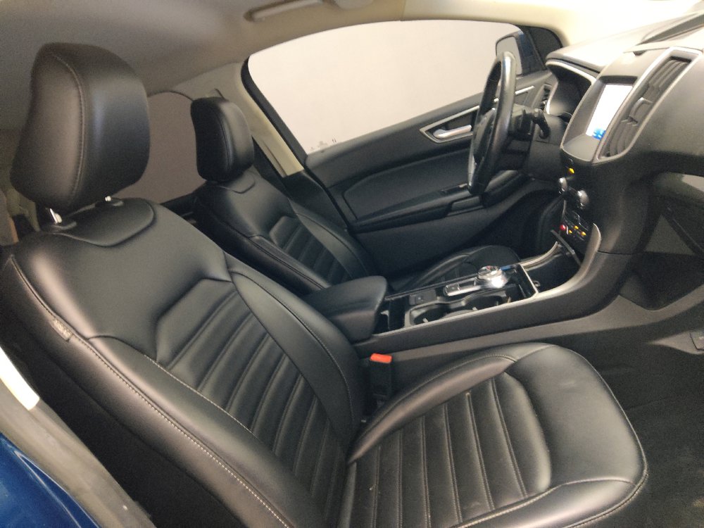 Used 2020 Ford Edge SEL w/ Cold Weather Package AWD/4WD image 21