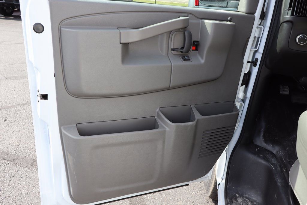 New 2025 Chevrolet Express 2500 w/ Driver Convenience Package image 8