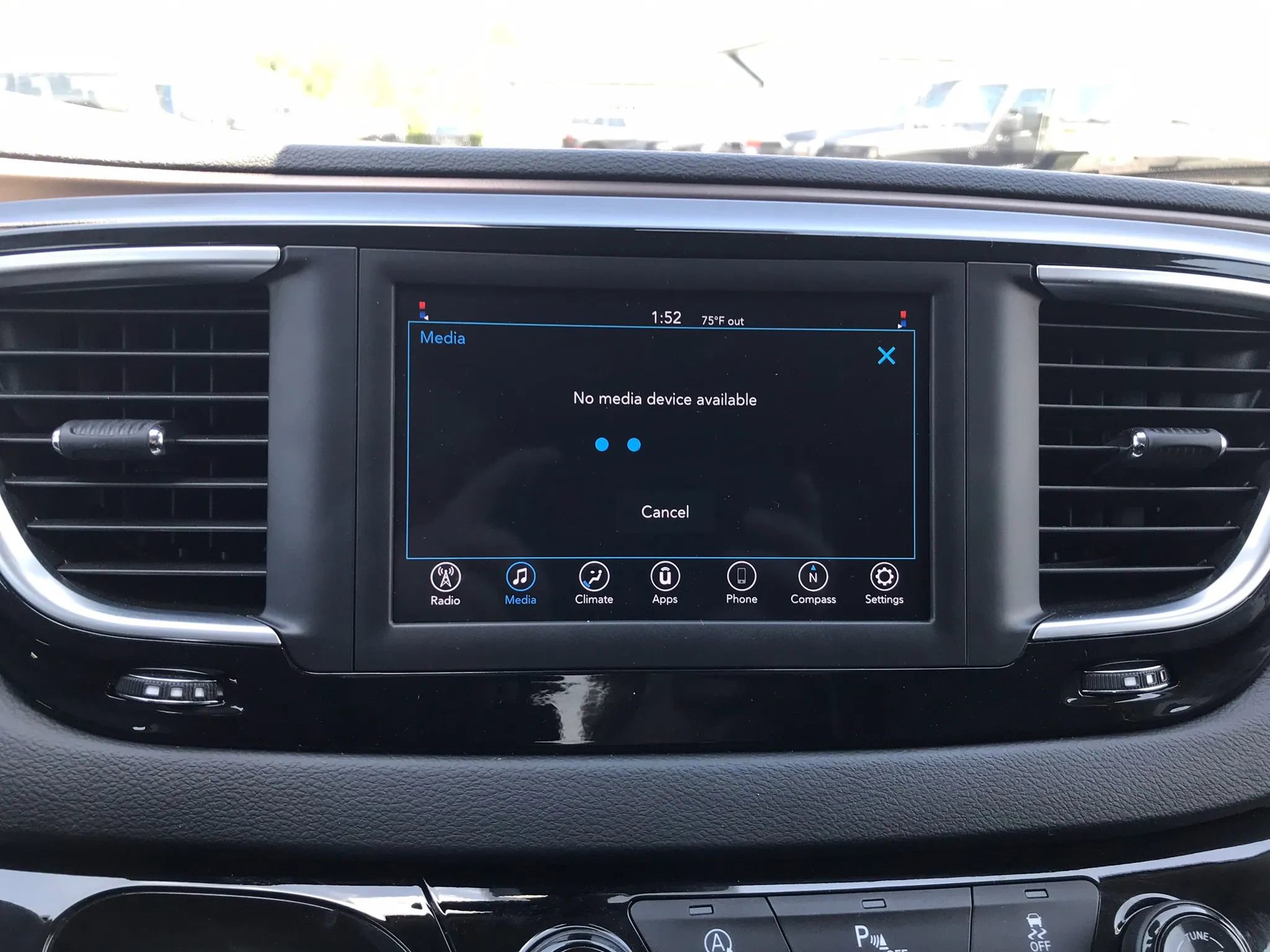 Used 2021 Chrysler Voyager Lxi FWD image 24