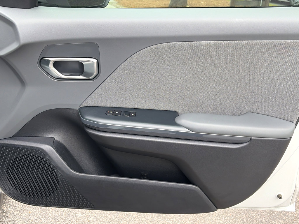 Used 2025 Kia K4 EX FWD image 28