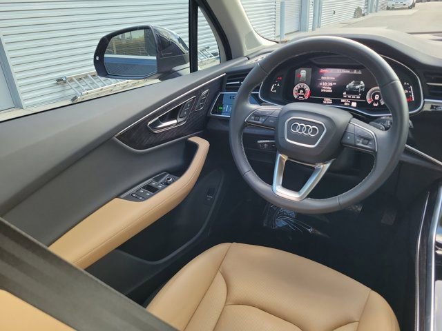 Used 2025 Audi Q7 3.0T Premium Plus w/ Premium Plus Package image 13