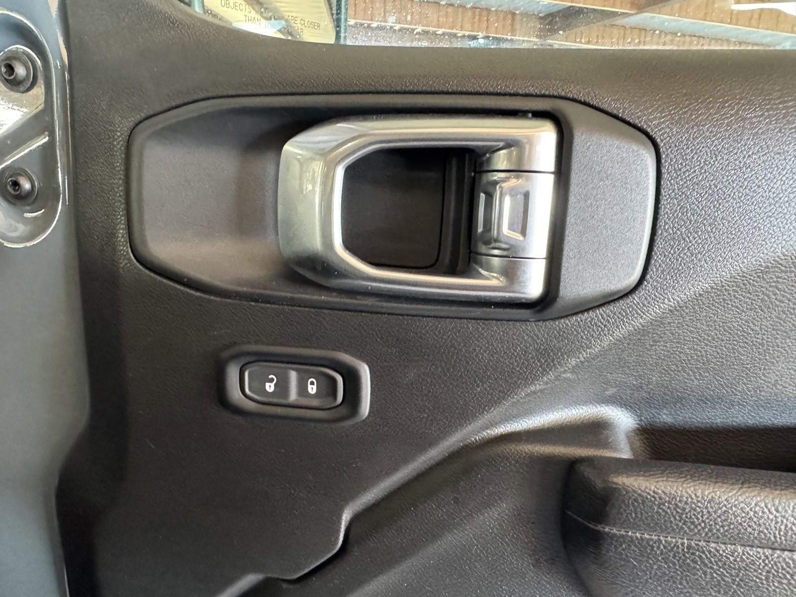 Used 2024 Jeep Wrangler Rubicon w/ XTREMEE 35" Tire Package image 37