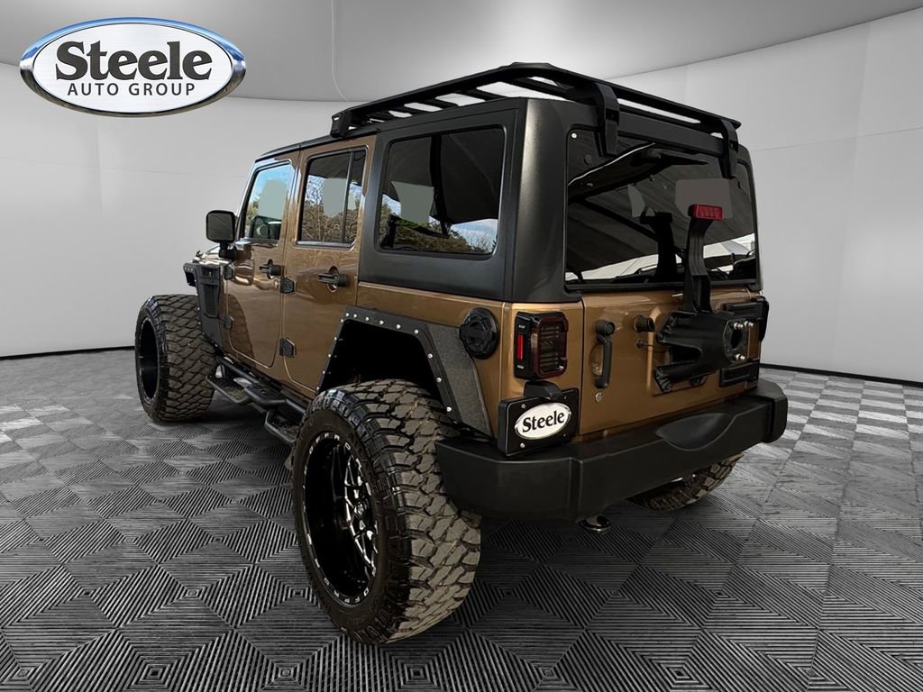 Used 2015 Jeep Wrangler Unlimited Rubicon w/ Connectivity Group image 3