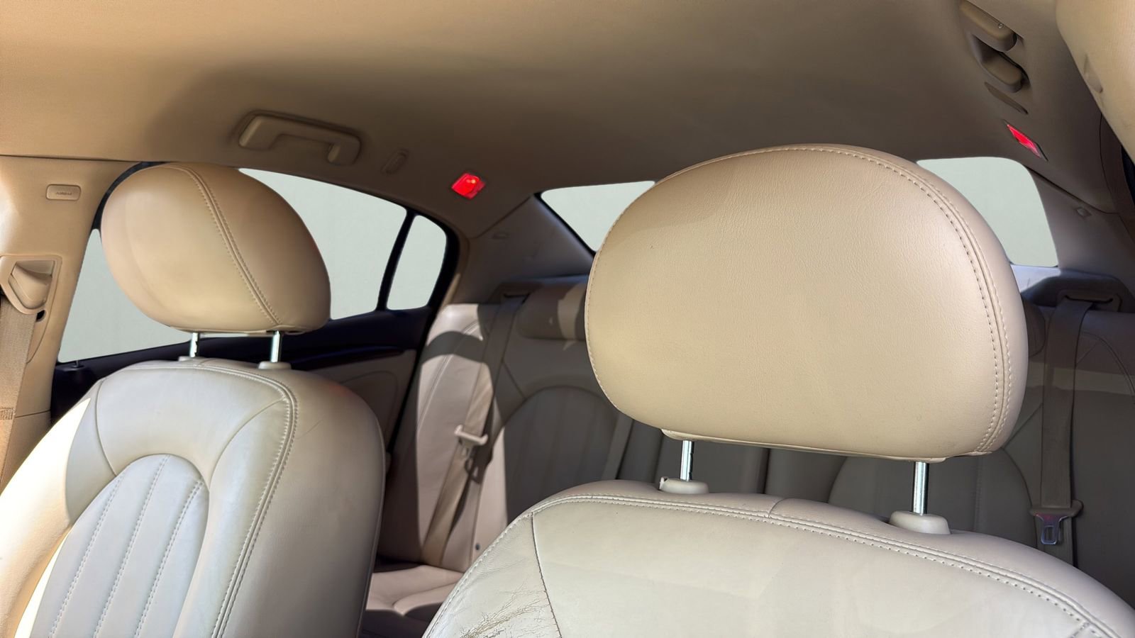 Used 2011 Buick Lucerne CXL w/ Driver Confidence Package FWD image 7