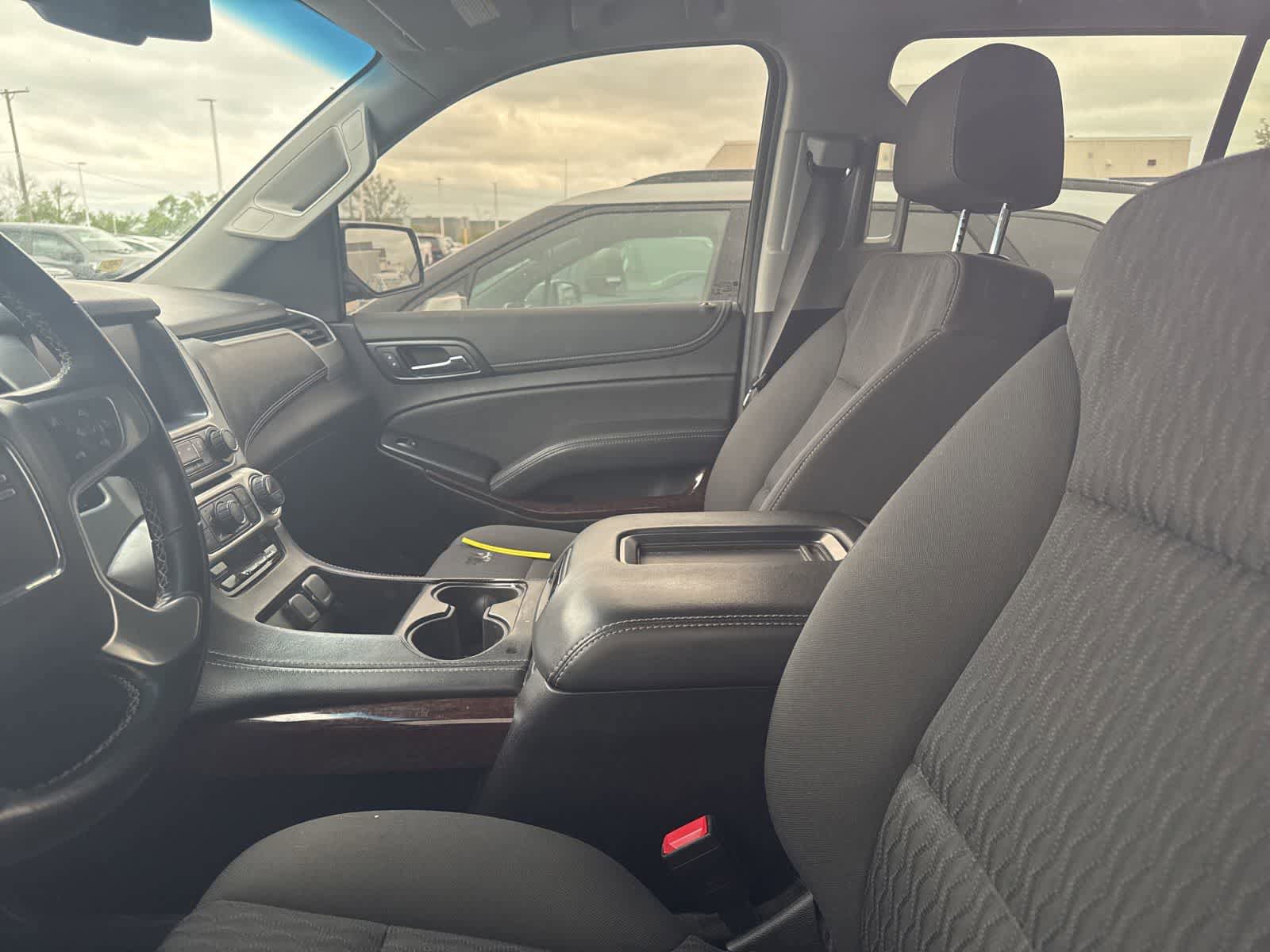 Used 2019 GMC Yukon SLE w/ Convenience Package AWD/4WD image 29