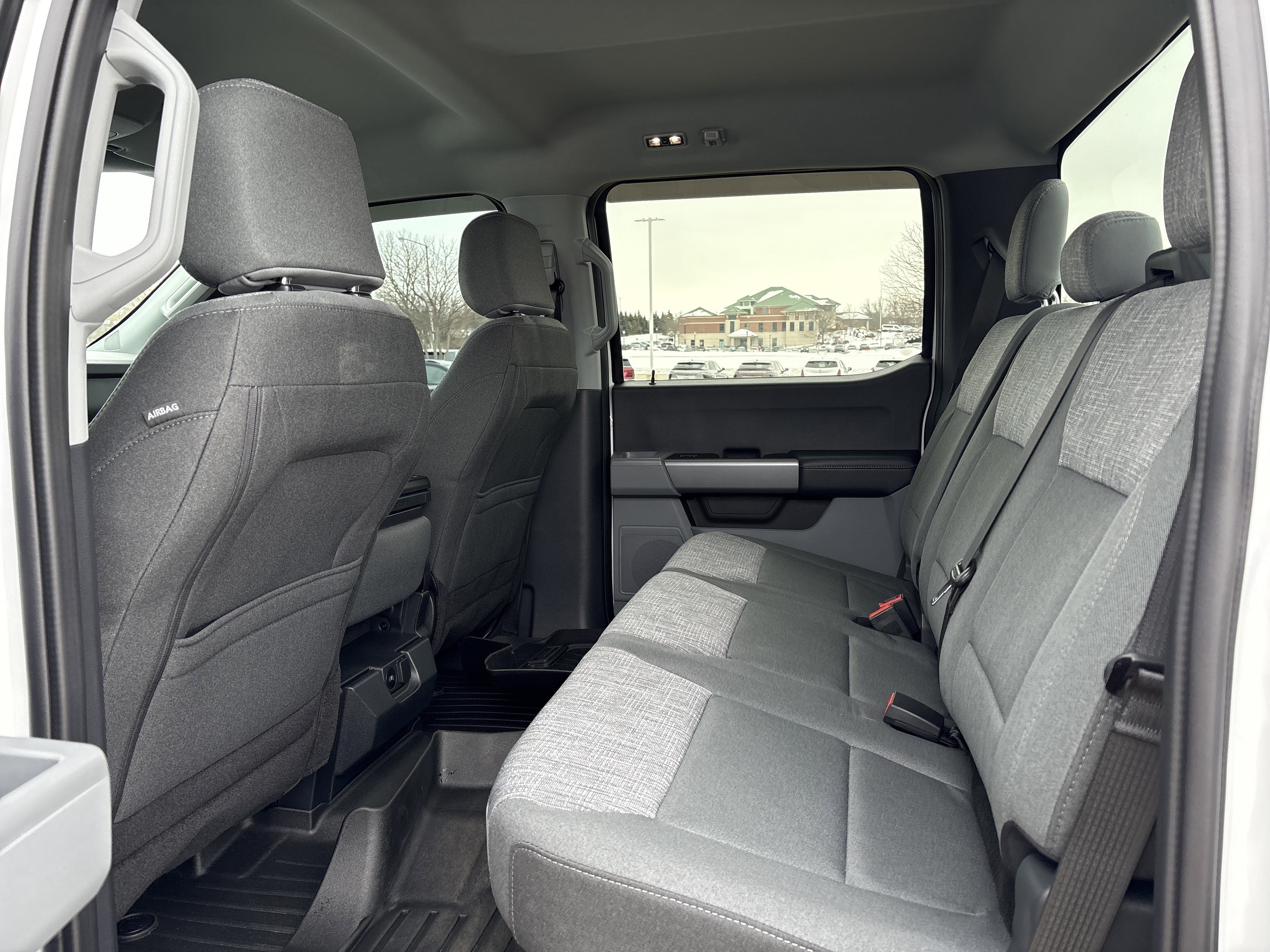 Used 2024 Ford F350 XLT w/ Snow Plow/Camper Package image 16