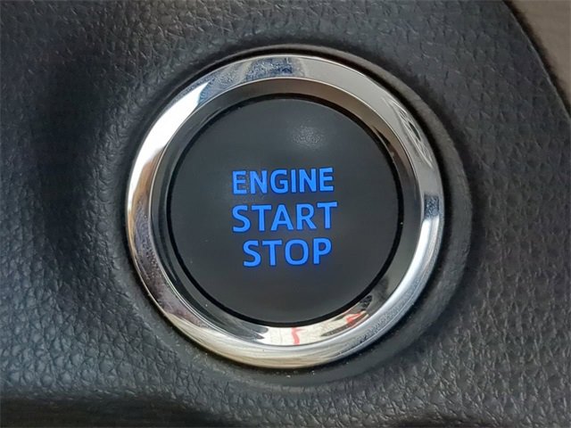 Used 2020 Toyota RAV4 XLE Premium image 37