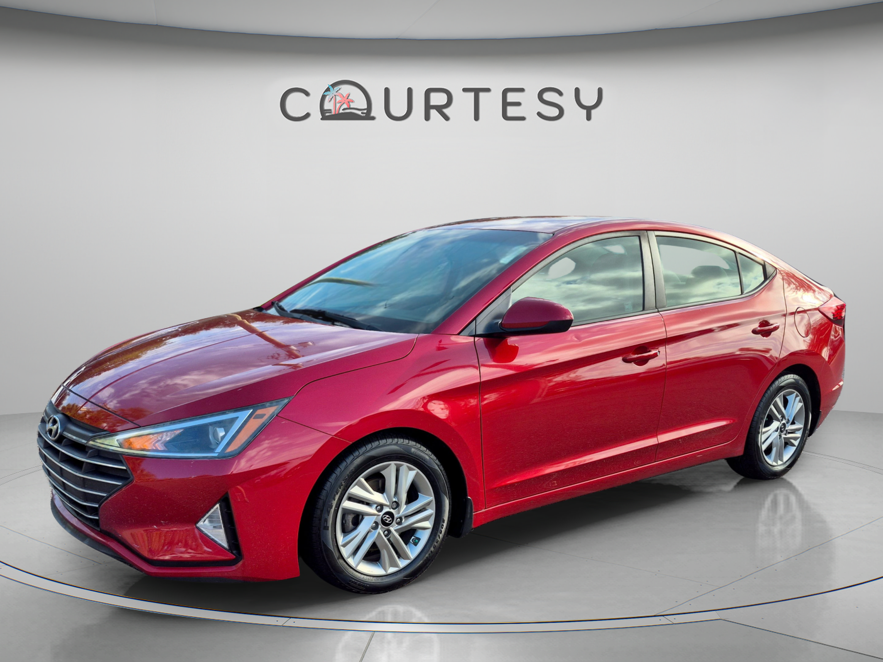 Used 2020 Hyundai Elantra SEL FWD image 1