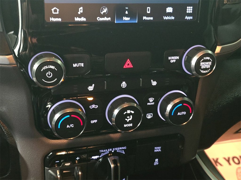 Used 2023 RAM 1500 Big Horn w/ Trailer Tow Group image 25