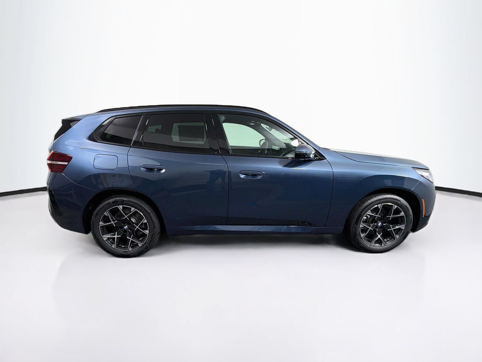 New 2026 BMW X3 xDrive30i w/ Premium Package AWD/4WD image 8