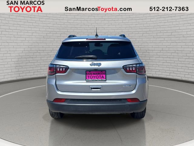 Used 2022 Jeep Compass Latitude image 6