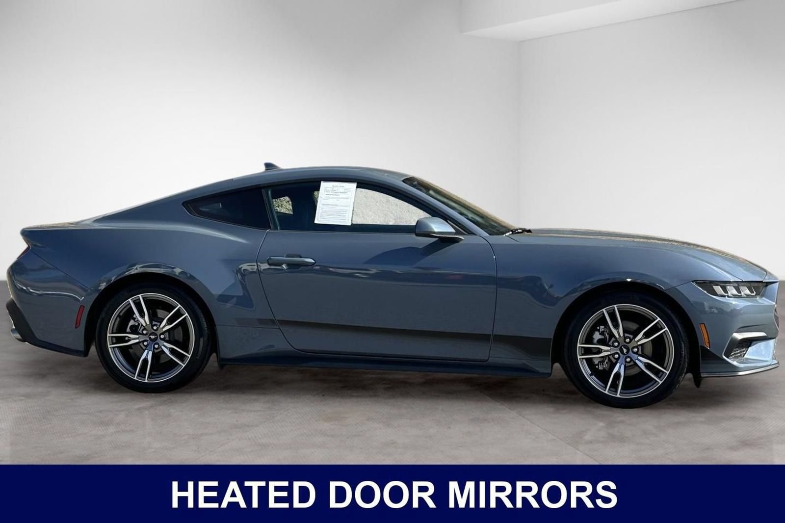 Used 2025 Ford Mustang Coupe RWD image 7