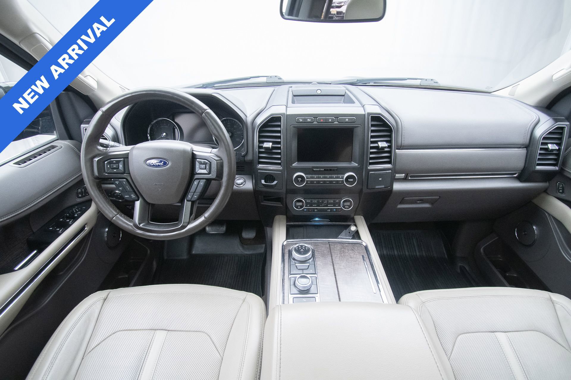 Used 2020 Ford Expedition Max Limited w/ Equipment Group 301A image 11