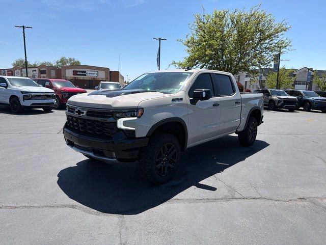Used 2026 Chevrolet Silverado 1500 ZR2 w/ Dark Appearance Package AWD/4WD image 24