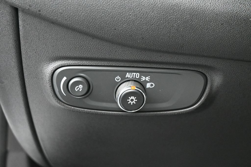 Used 2024 Chevrolet Equinox LS w/ Sport Edition FWD image 15